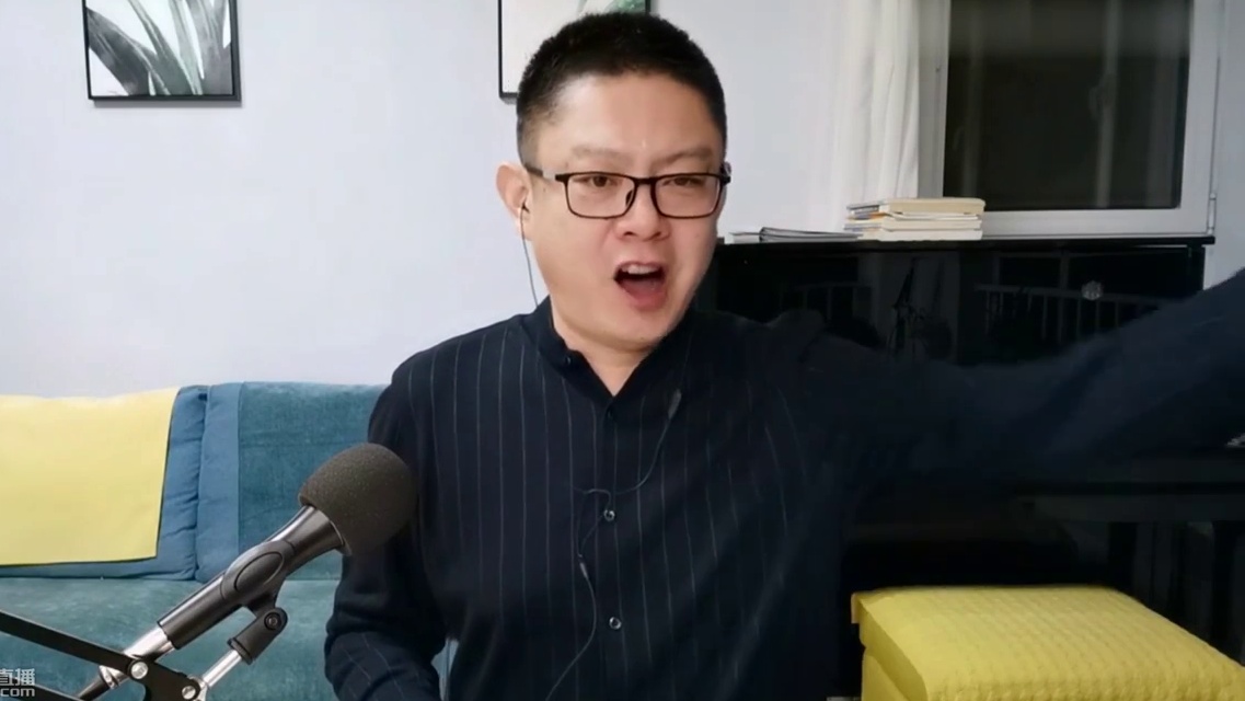老毕直播精读、解读二月河名作《乾隆皇帝》124（下）：钱师爷偶遇不认识的乾隆，二人嚼花生喝烧酒，畅谈