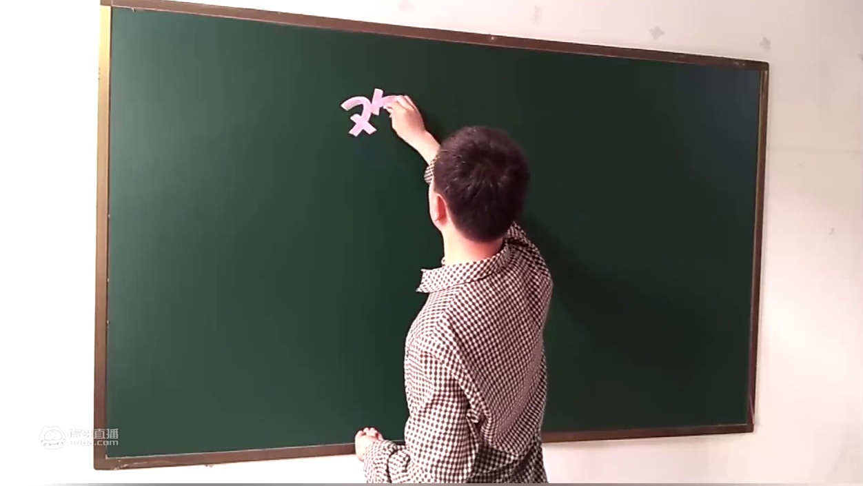 六一儿童节黑板报这样画就对了，美观活泼有童趣