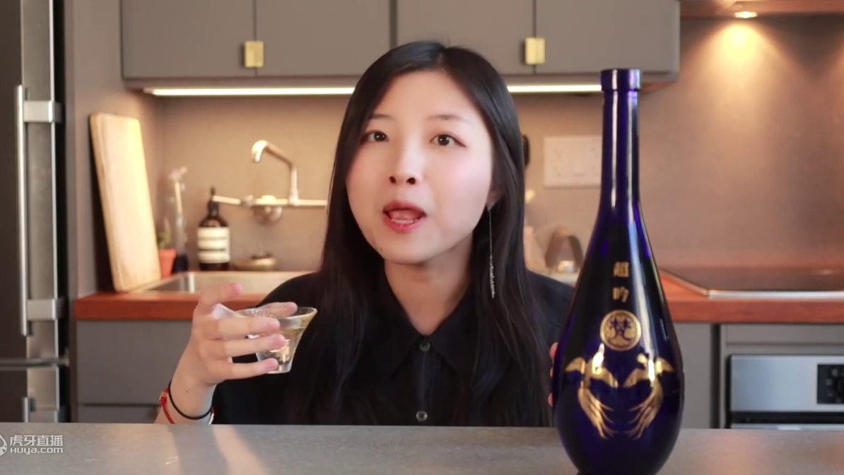 开箱2000块的日本国宴清酒！真的比平价清酒好喝吗？