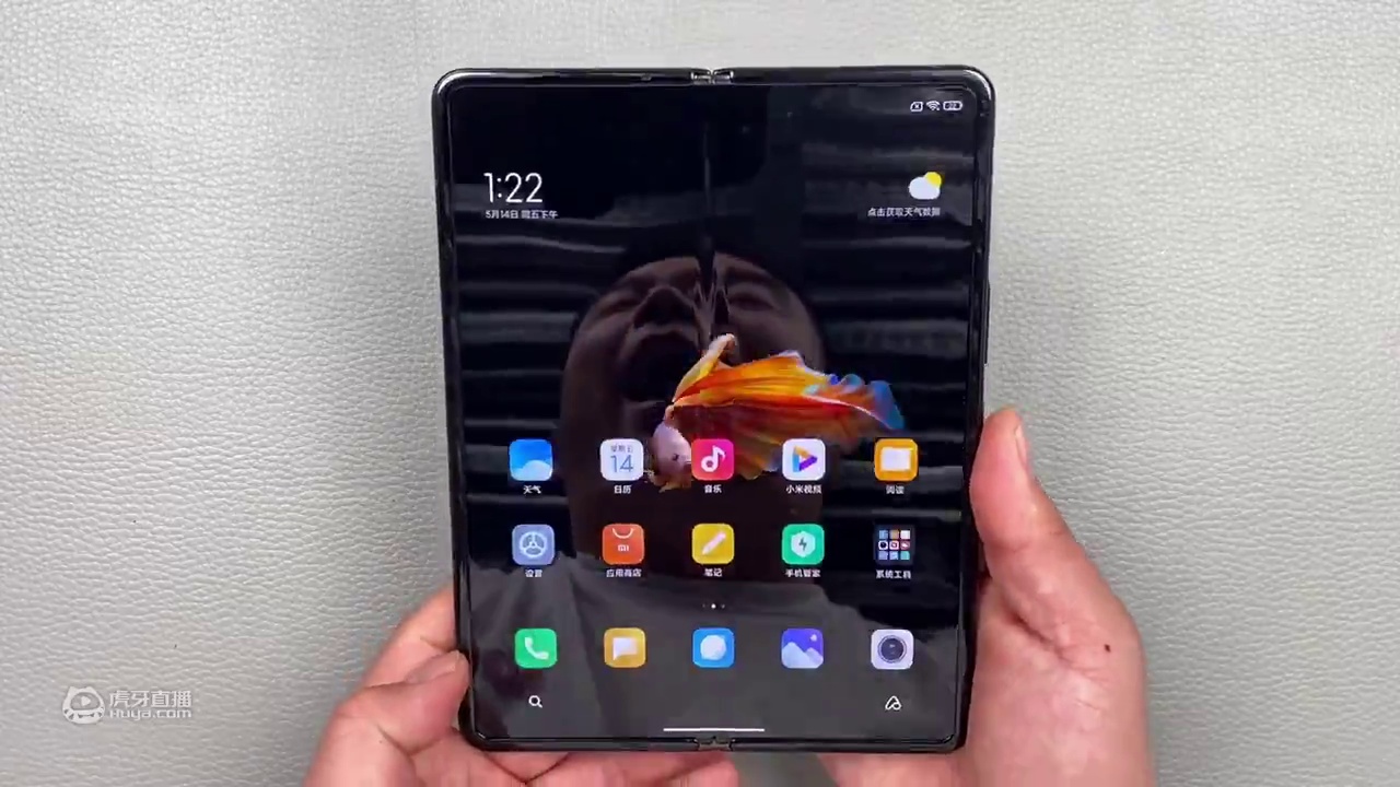 开箱9999元小米MIXFOLD折叠手机，真像开法拉利一样，遭人恨吗？