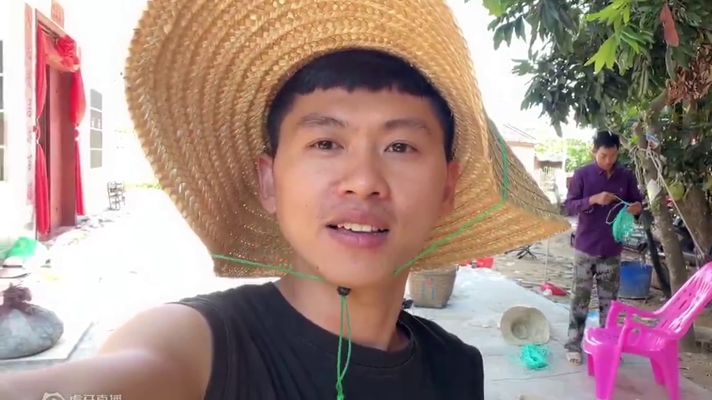 阿旺打零时工200块1天，这样啥时候可以在市里买房，村长能妥协么