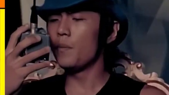 周杰伦10大虐心情歌！首首经典催泪，BGM一响全都是童年回忆！