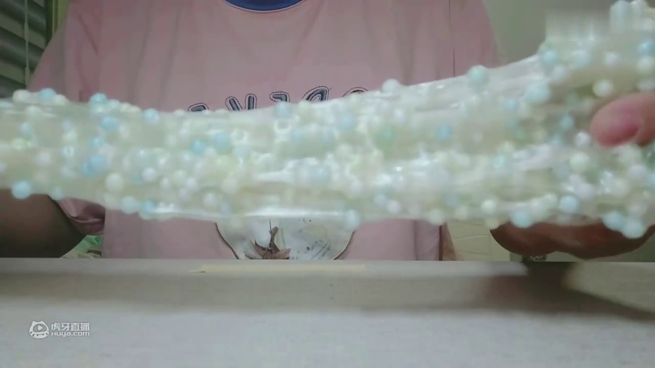 自制泡沫球填充泥 咯吱咯吱～
