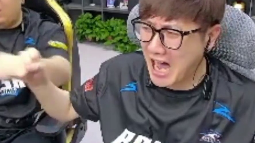 今天的老弟状态回暖