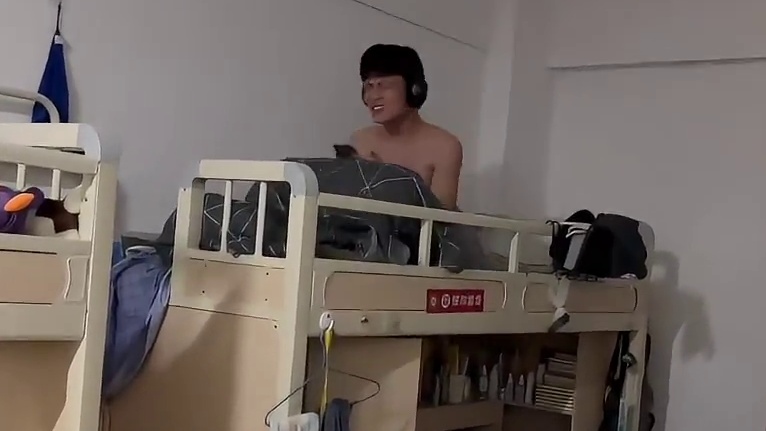 男生宿舍的沙雕日常，不怕沙雕多，就怕沙雕聚一窝
