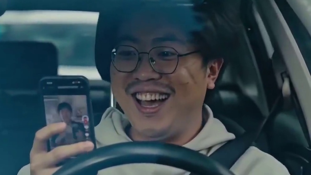 以后看到狂魔哥这种人，就给他多喝点