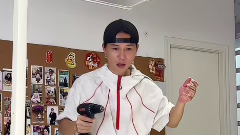 别笑，你们也是一样的