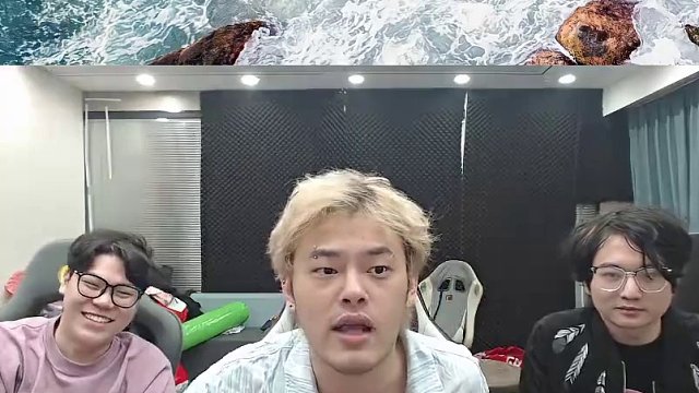 吹嘘存款表白声音好听