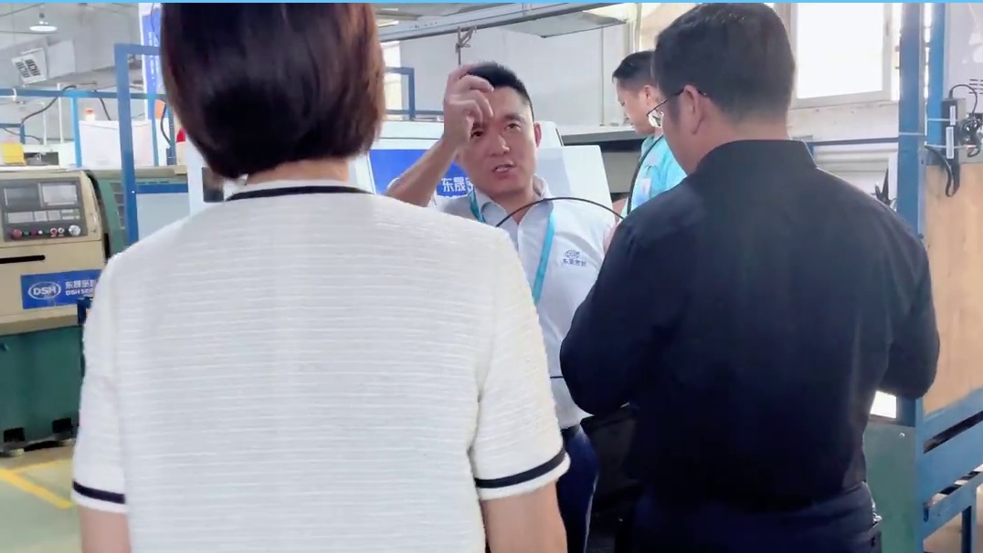 “穷且益坚，不坠青云之志”—— 王勃
