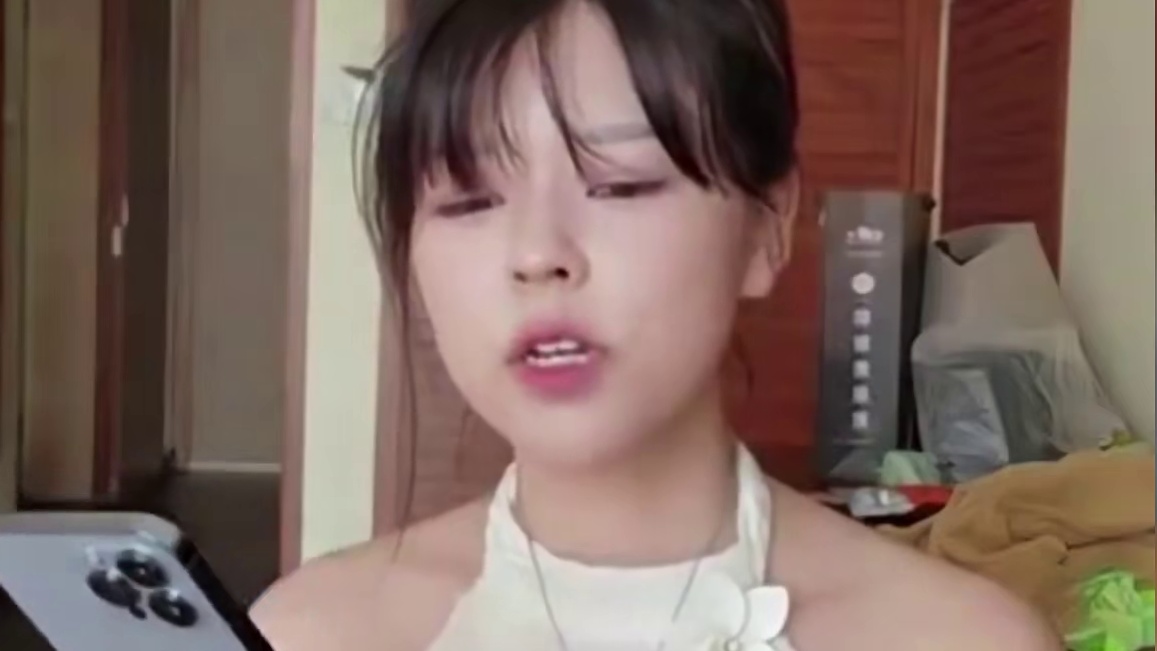 沫子谈周姐进去了？我不关心哈~~