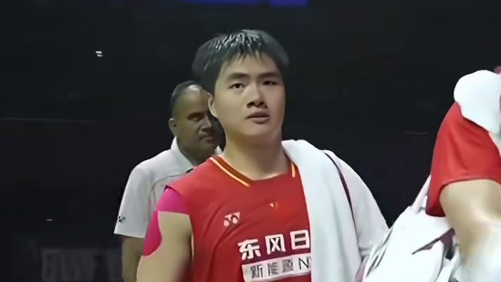 梁王组合拿下胜利，挺进世锦赛男双四强