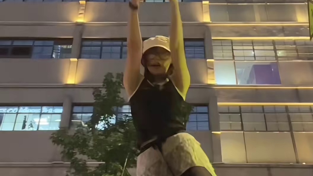 昨天的跳舞视频发出来啦