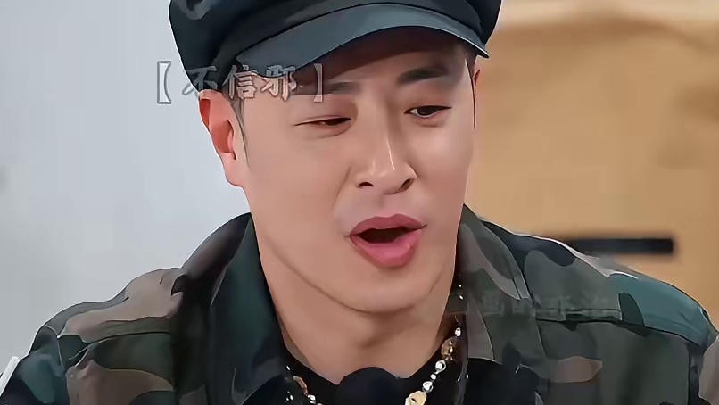 潘玮柏：：不好吃不可怕可怕的是突然的对视