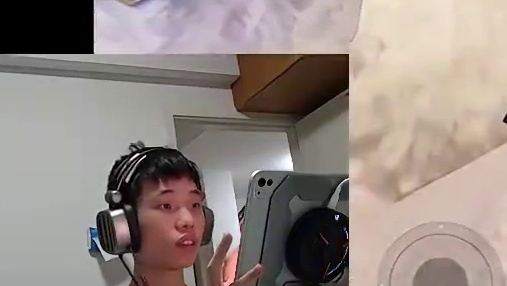 打进决赛圈占据优势静待时机