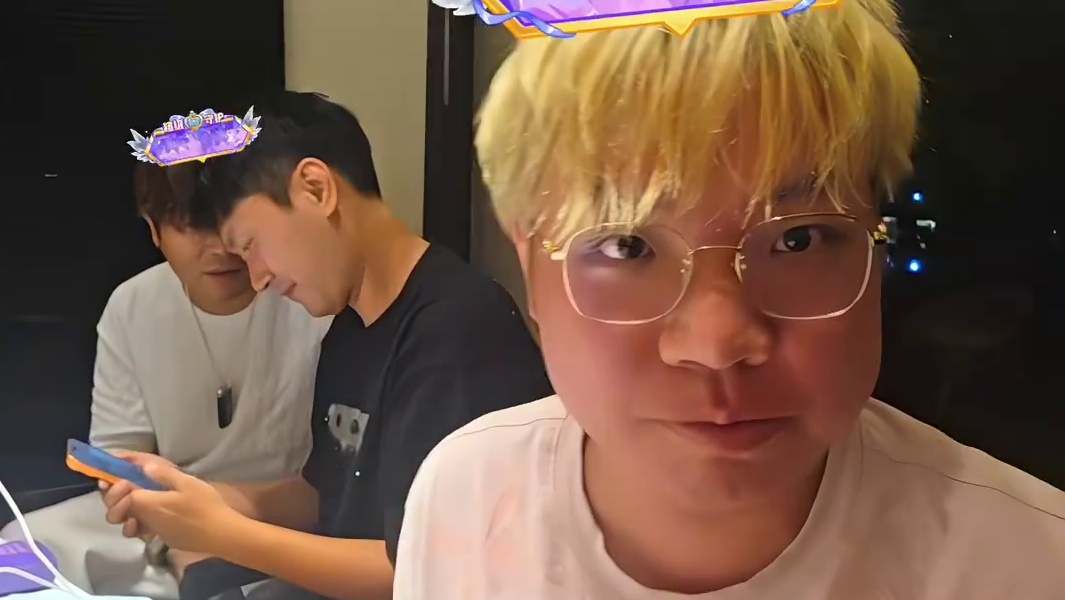 闲聊欢迎进直播间观众