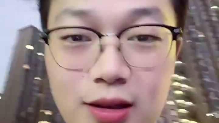 准备去街边五块钱剃头
