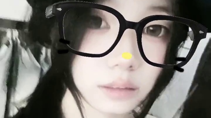 想不想和我一起玩王者荣耀喵喵喵