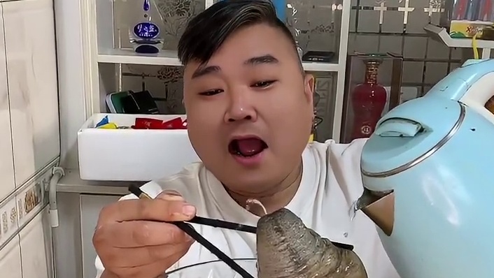 象拔蚌开喽