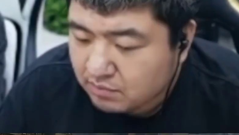 洪齐能选择单飞吗？ 常旭坦言洪齐单飞不会少于2000人，原因竟然是有1000人在......#CF无