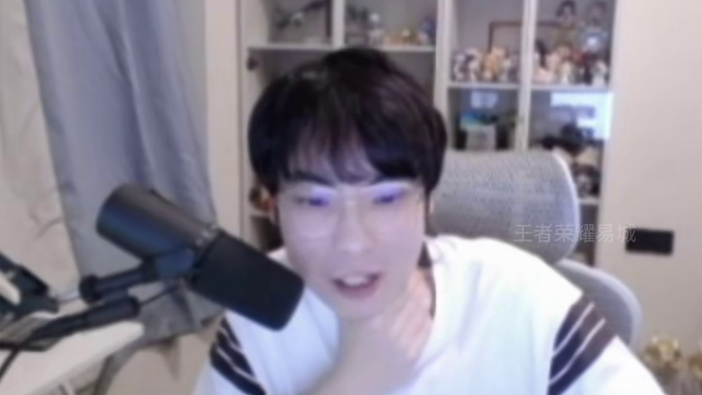 Gemini观看王者万象棋的抽象视频！