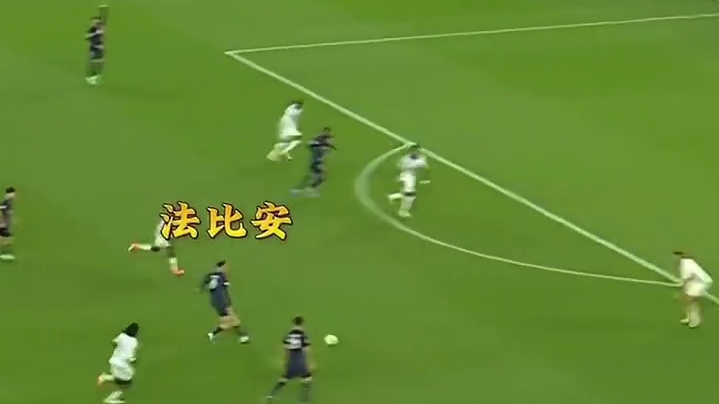 发挥稳定被包围也能轻松应对#体育