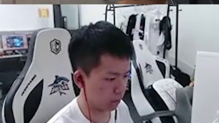 念旧质量局太有节目效果了，一边V完残局一边还要安慰大帅