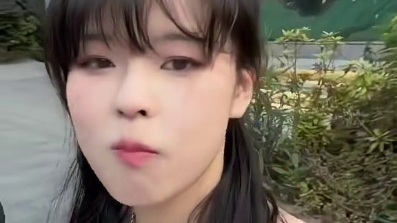 喜欢谁就恶心谁，迟早能引起他的注意