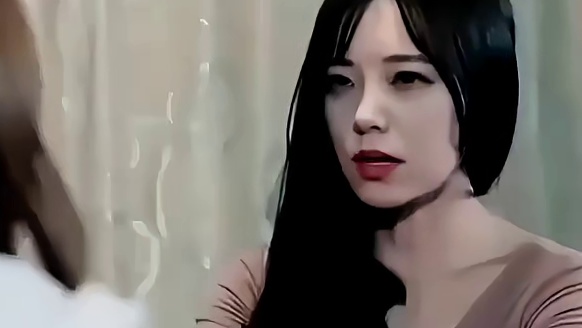 小伙的魔爪竟伸向了丈母娘