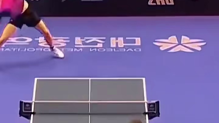 乒乓球比赛，激情四射的竞技瞬间，专注与力量碰撞！#乒乓球
