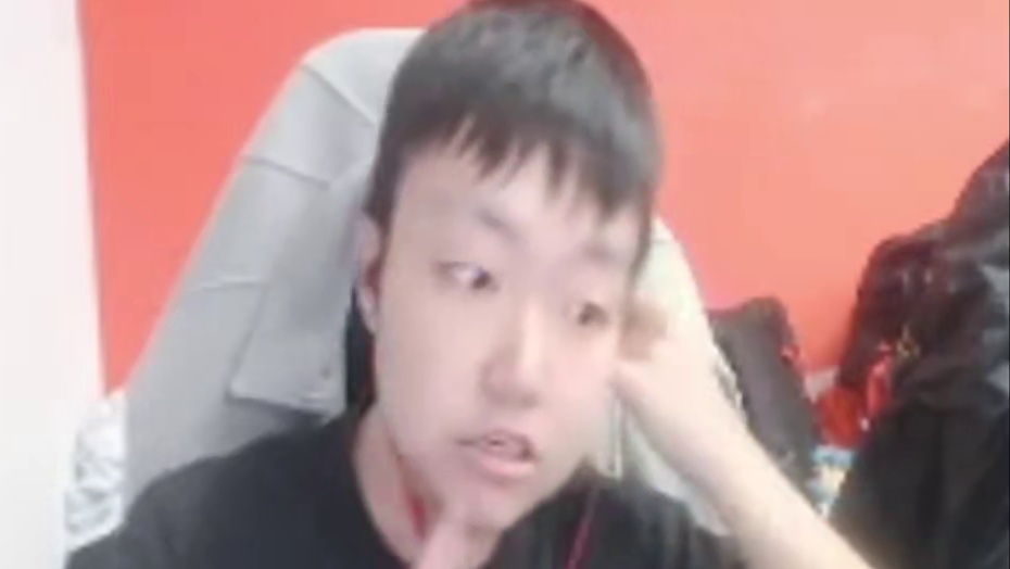 狗哥现身AG训练室确定复出 是短暂复出征战CFS还是长久打算呢
