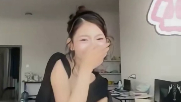 微微一闹很麻麻