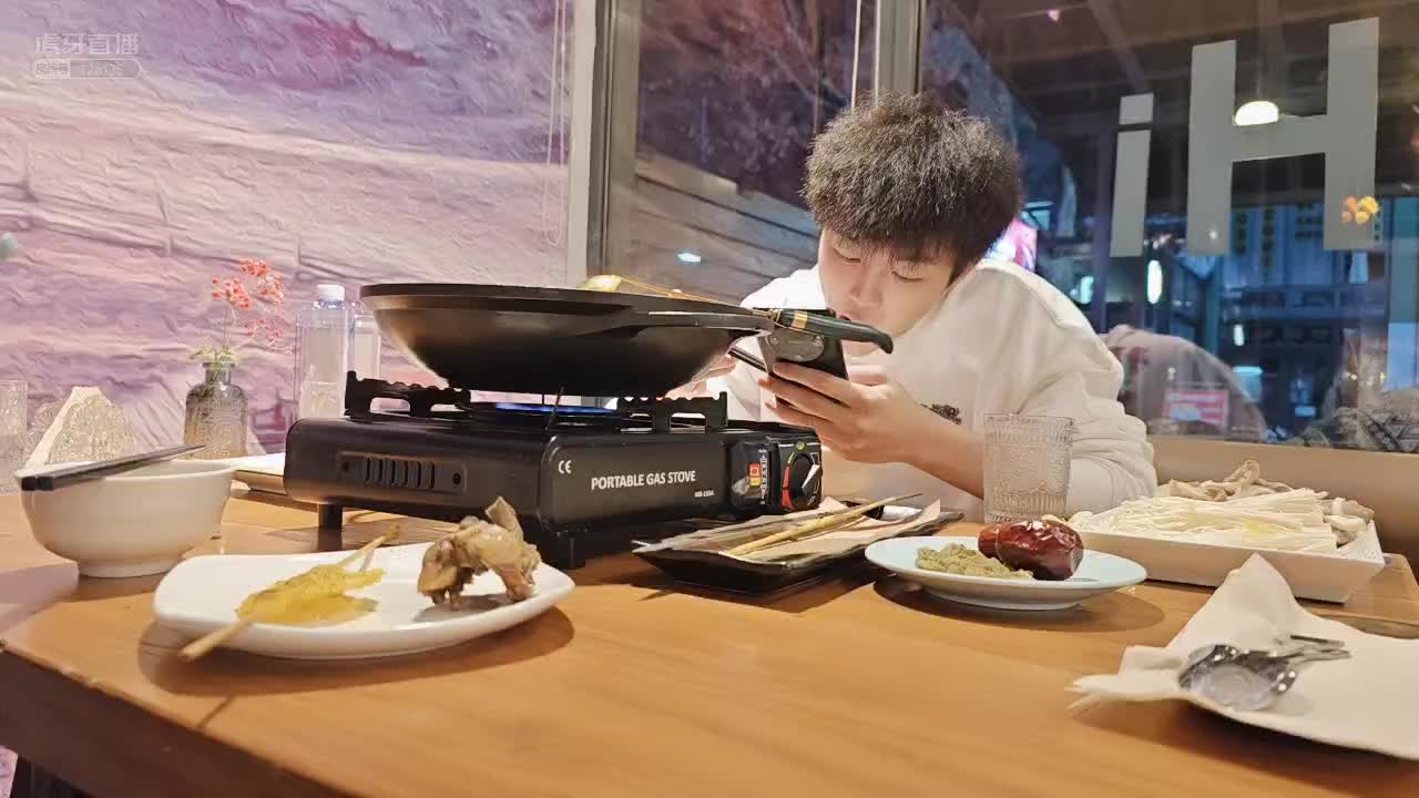 巅峰小手子_虎牙直播_huya