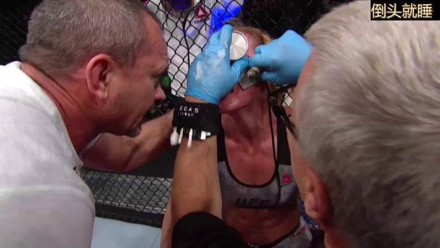 正在直播倒頭就睡