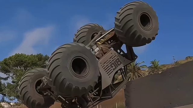 极限大脚车，男人的大玩具