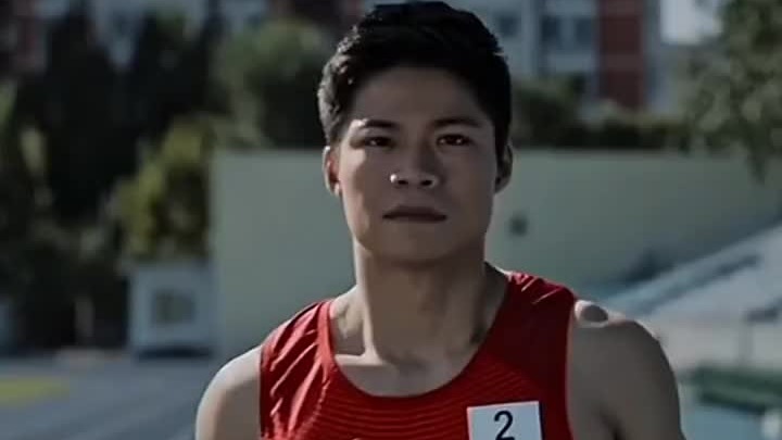 在强敌面前我并不会感到胆怯，因为我只专注于我自己的目标