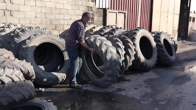 巴铁师傅维修翻新磨损极限的轮胎全过程