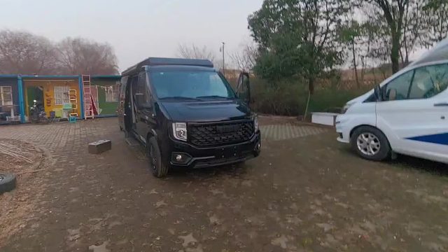 库存房车市场塌陷了，刚做出来就打入冷宫，大哥捡漏成功