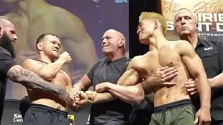 【UFC 299】是你閃耀的時(shí)刻了！明天,宋亞東挑戰(zhàn)職業(yè)生涯最強(qiáng)之?dāng)?，前冠軍“無情”彼得-嚴(yán)！
