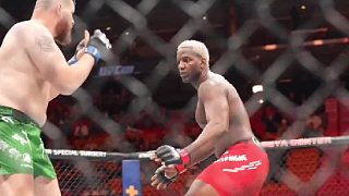 【UFC 299】重量級怪物新人來襲！古巴“小將”德斯佩涅18秒拿下UFC首秀勝利！