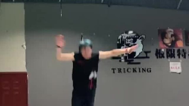 比容貌更棒的东西就是拥有自己的风格与辨识度