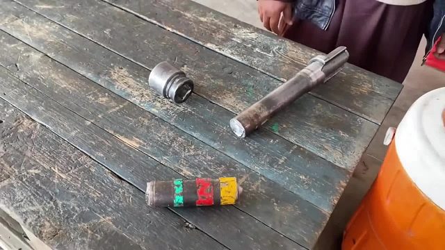 巴铁师傅维修风炮钎杆打击轴全过程