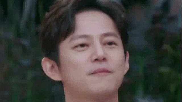 他是一颗星，但你是自己的太阳