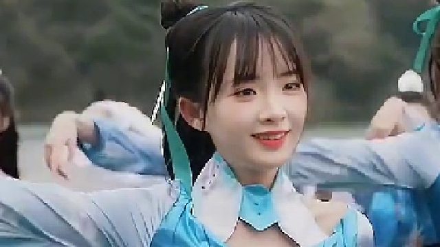 音乐一响 家妻们舞起来