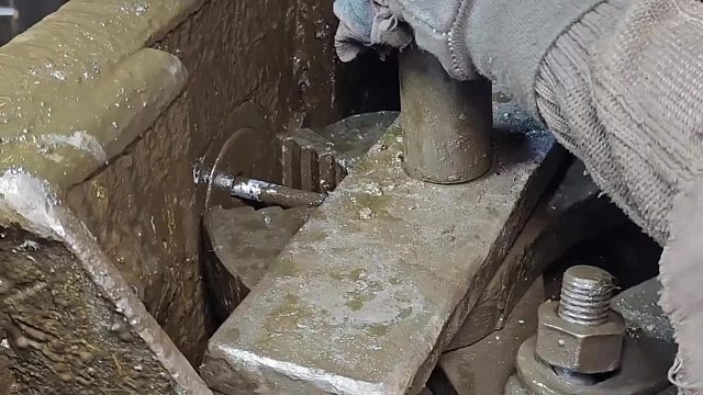 巴铁师傅利用钢筋制作L型扳手工具全过程