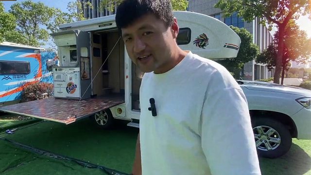 改装一台阳台房车香不香，独一无二的存在，钓鱼k歌大平台