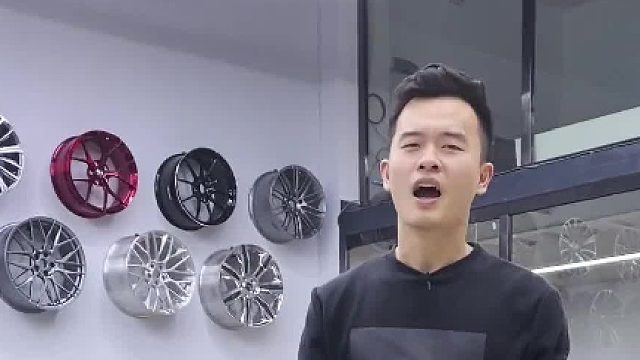 要么解决它，要么把音响开大声一点。