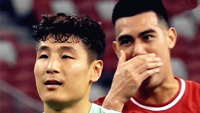 心理战奏效！武磊被干扰后失点，新加坡球员对他说了啥？