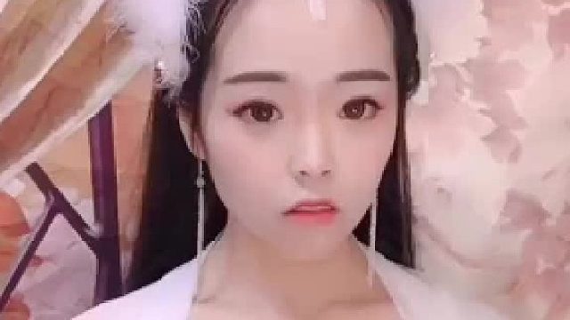 眼睛有点肿……还想着给你们更新呢……