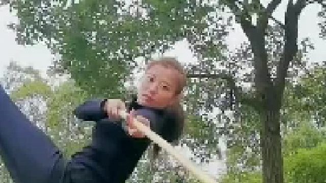 过去是回忆，现在是拼搏，未来是目标