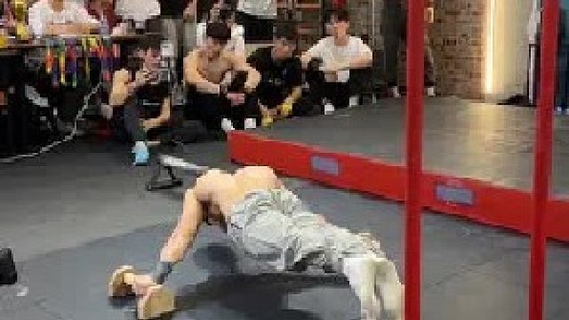 稳定的45秒发挥，纯静态力量组合